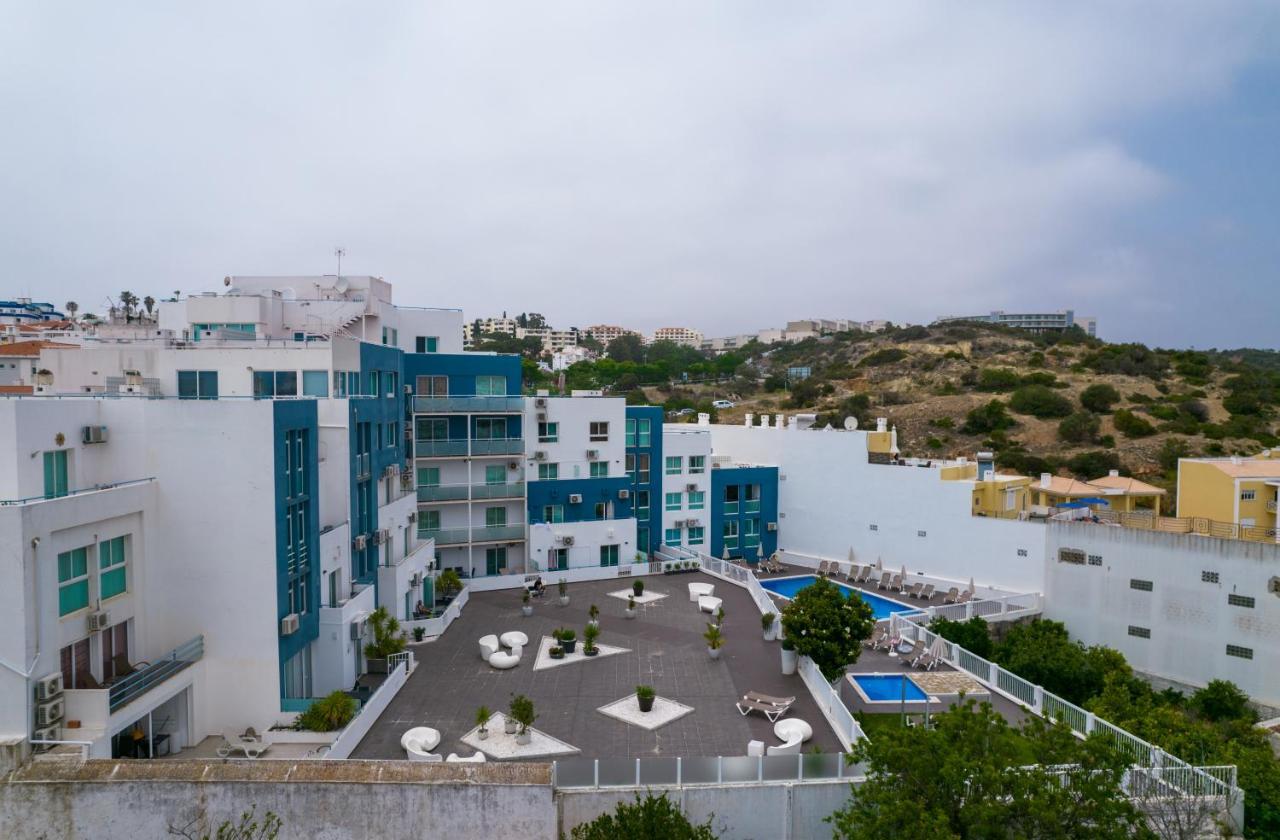 Bay View Apartment W/Pool 3-Min Walk To The Beach Albufeira Bagian luar foto