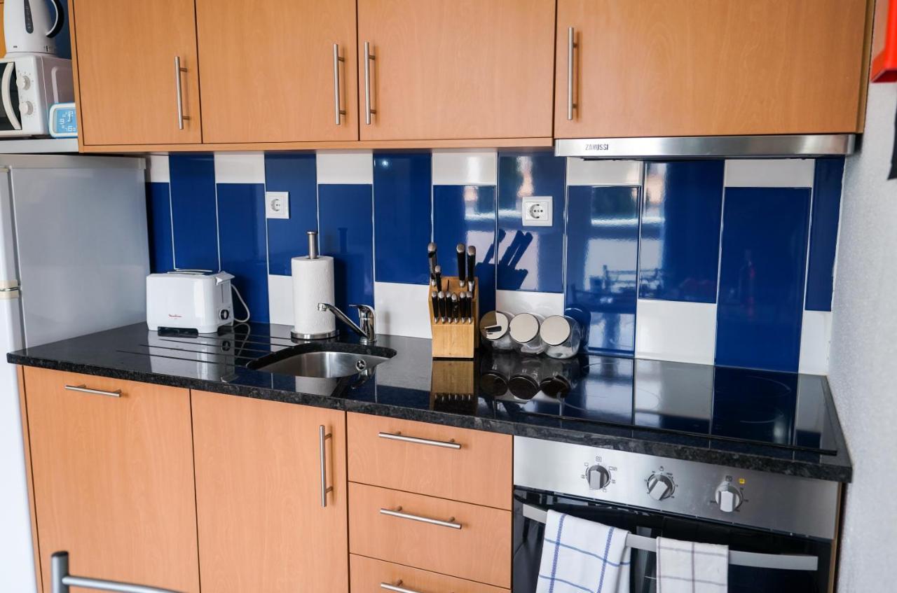 Bay View Apartment W/Pool 3-Min Walk To The Beach Albufeira Bagian luar foto